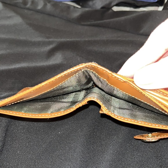 Burberry wallet - Picture 6 of 16